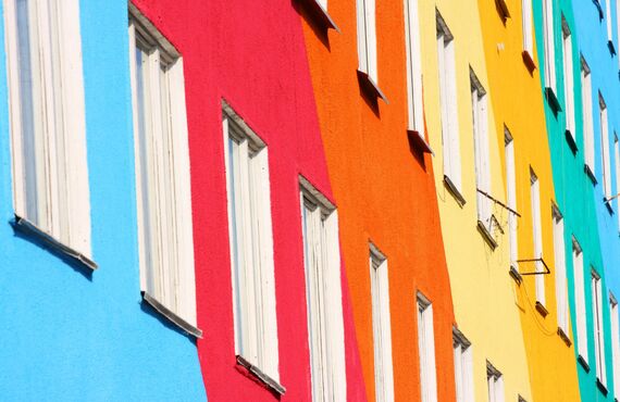 八王子市のマンションの原状回復工事を承っているリフォーム業者アールペアです。